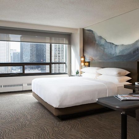 Calgary Marriott Downtown Hotel Exterior photo