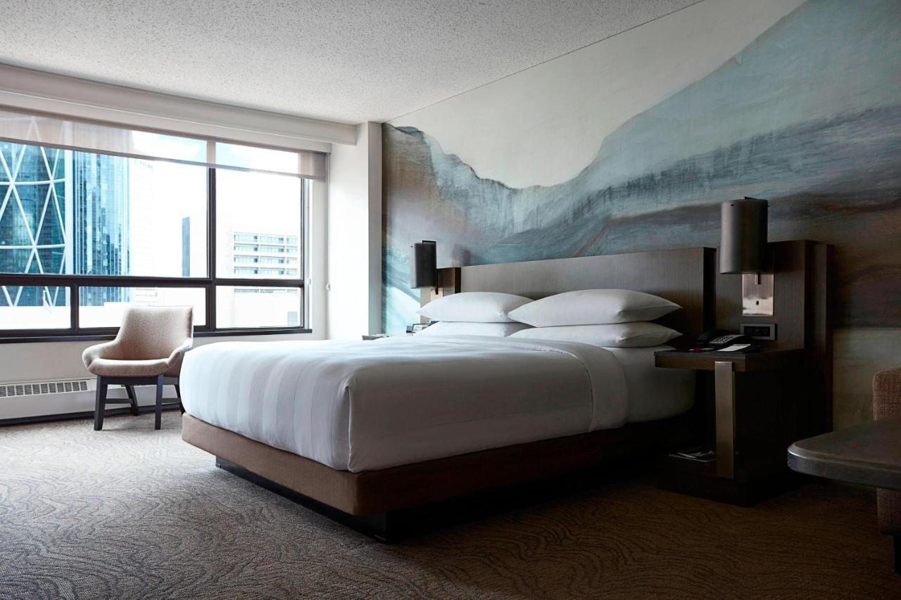 Calgary Marriott Downtown Hotel Exterior photo