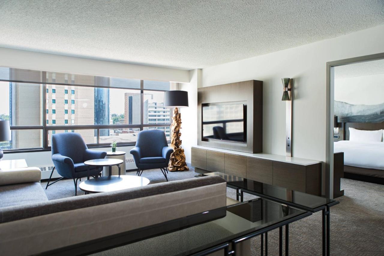 Calgary Marriott Downtown Hotel Exterior photo
