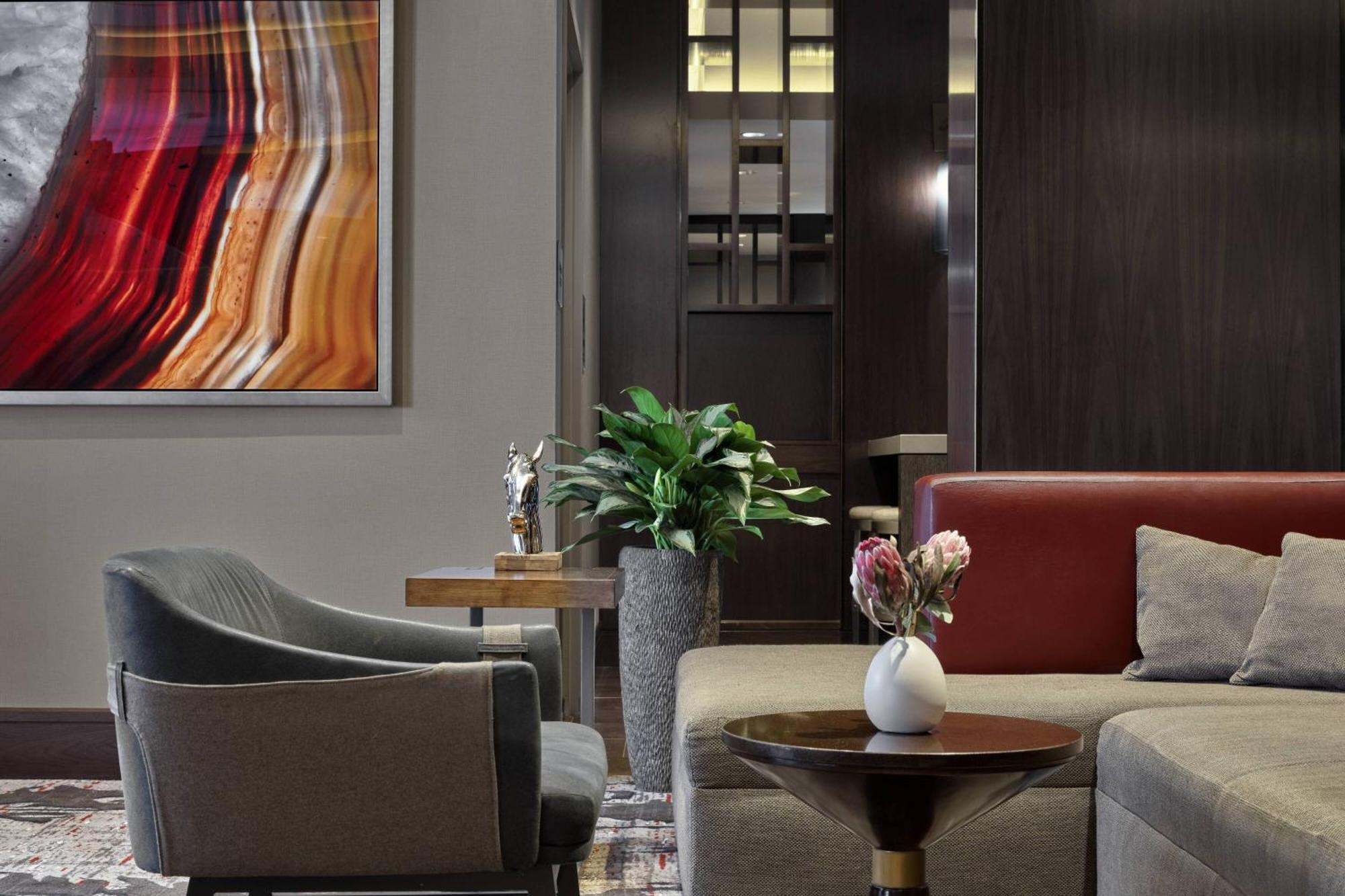 Calgary Marriott Downtown Hotel Exterior photo